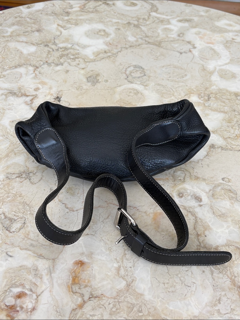 Roots Canada Black Leather Trinity Unisex Belt Bag - As New Condition - Picture 2 of 13